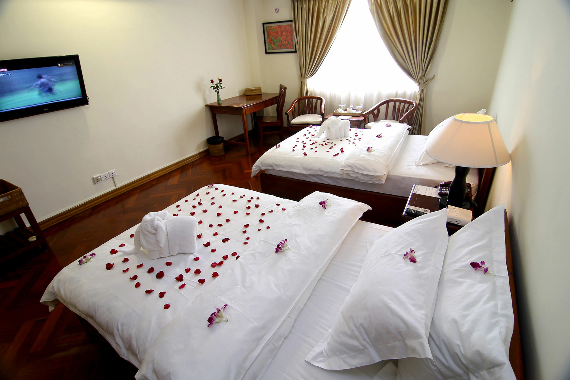 Shwe Htee Hotel , Mandalay Bagian luar foto